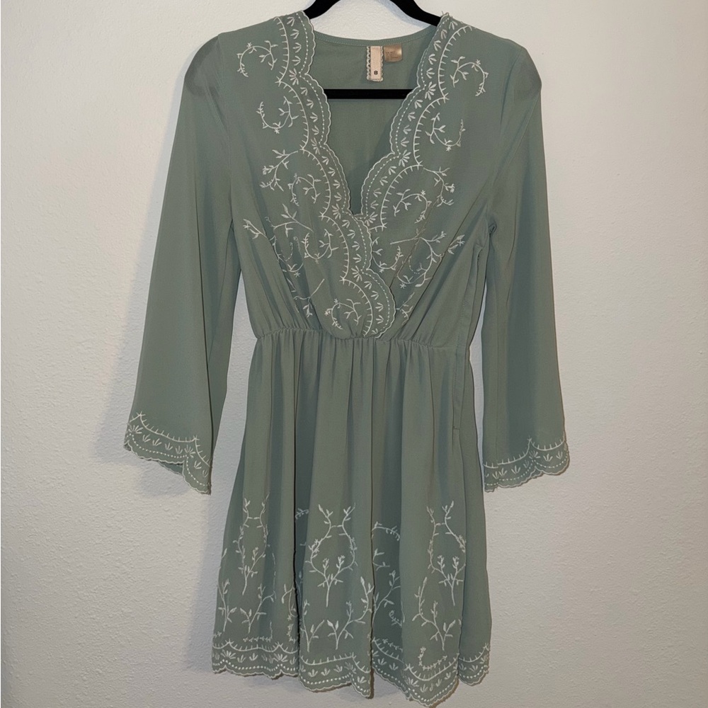 H&M 8 Sage Green Long Sleeve Dress in Size 4